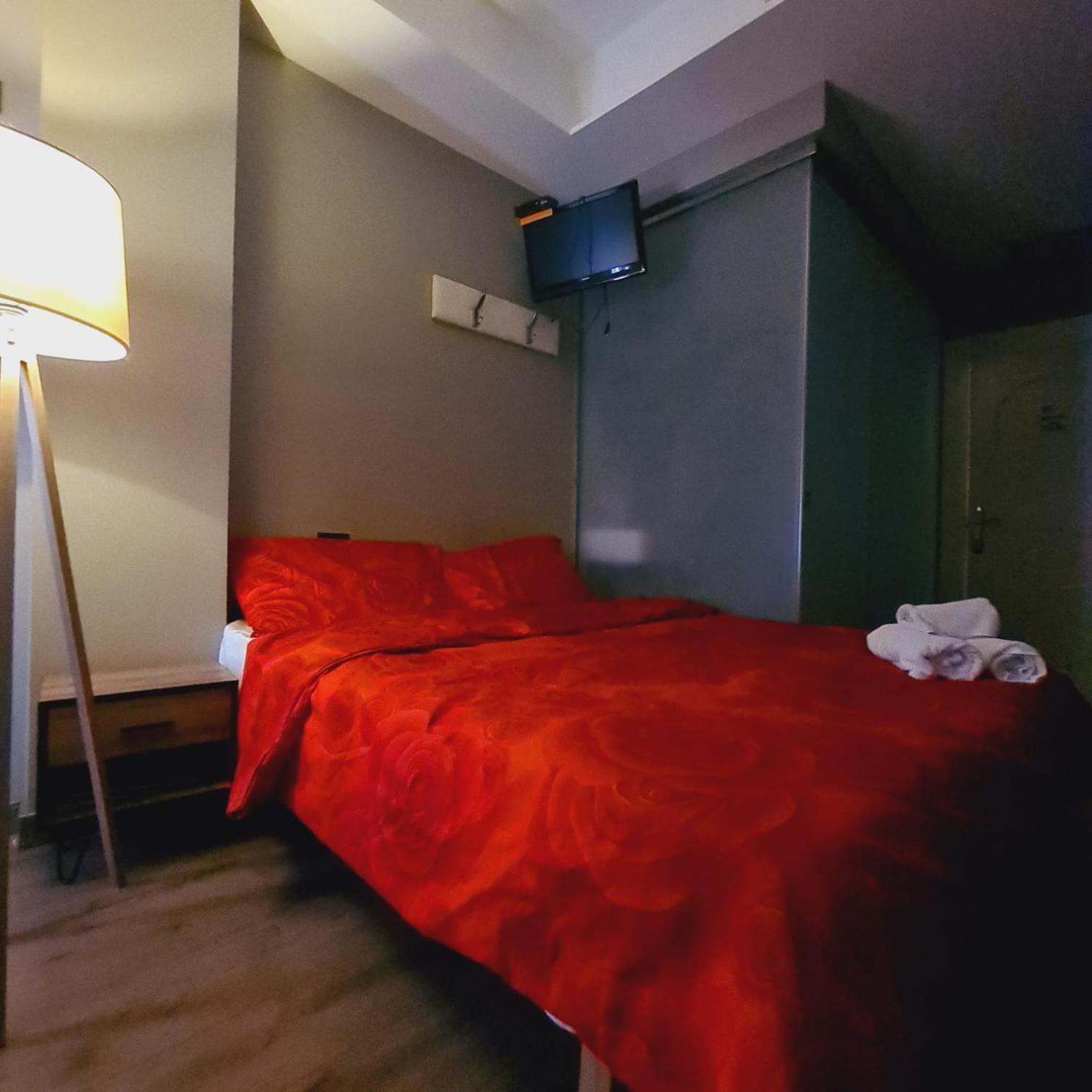 Hotel Driti New Bazaar Tirana Kültér fotó